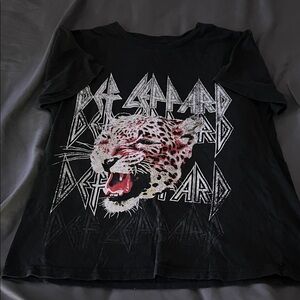 Womens Black Leopard Graphic T-Shirt